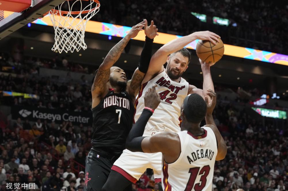 埃里松和C 埃里松和C